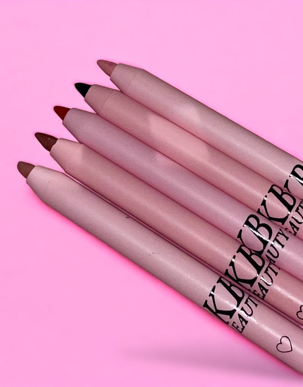 #24 lip liner